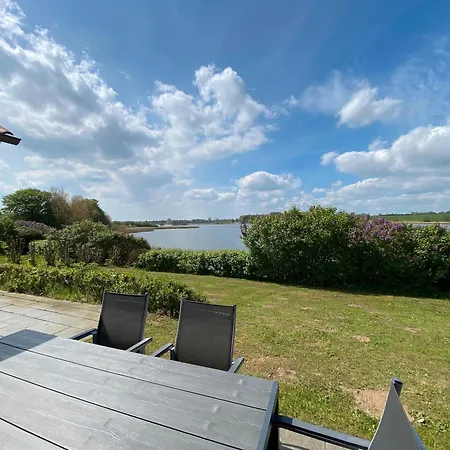 Brombeeruferhaus Kosel